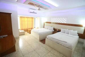 Standard Couple/Twin Room